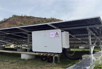 SILCOAT HYBRID – Hybrydowa mikrosieć wyspiarska off-grid: wiatr, PV, BESS i agregat awaryjny